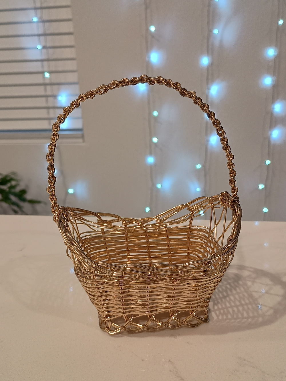 Pretty Vintage Gold Tone Metal Woven Basket * 5 Inches Tall * Decor Collectible